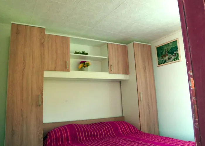 One Bedroom * Banjol