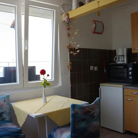 One Bedroom 公寓 *